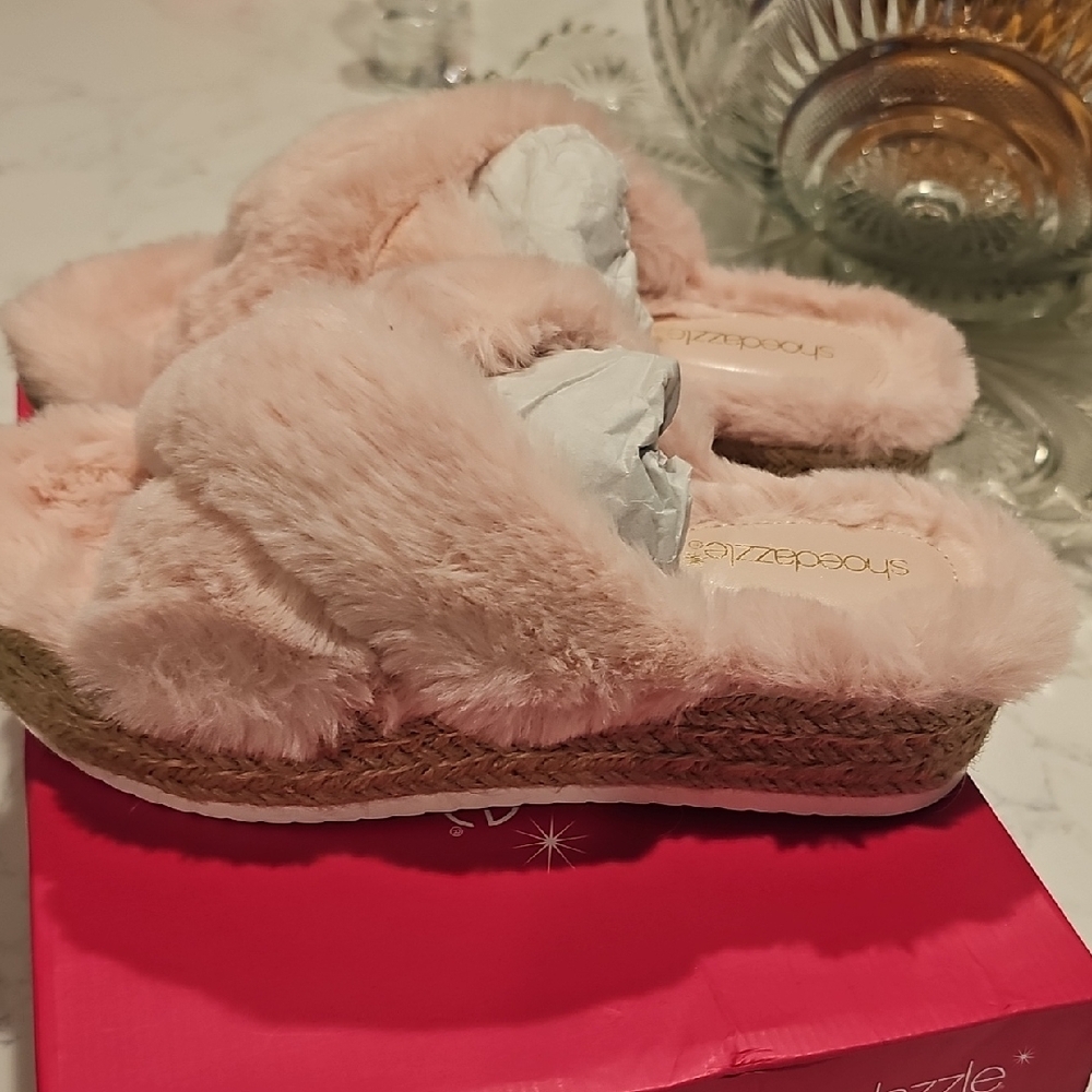 Shoe Dazzle Fuzzy Pink Slippers